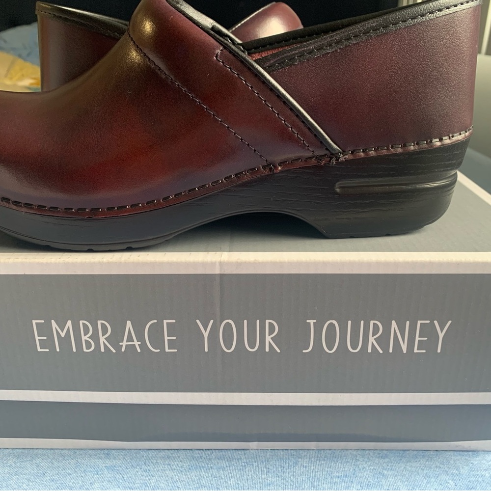 Dansko Professional Cabrio, color Cordovan